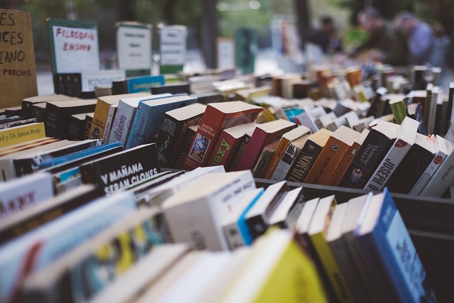 books 1842261 640